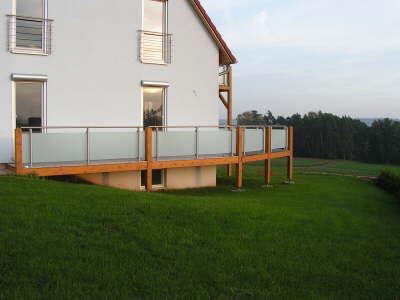 Terassen- und Balkongelnder