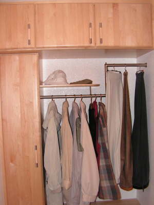 Garderobe in Ahorn