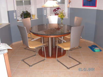 Etisch aus Kirschholz