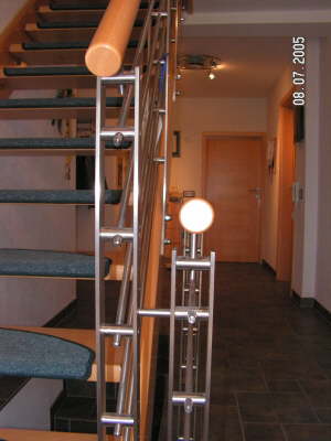 Treppengelnder aus Edelstahl