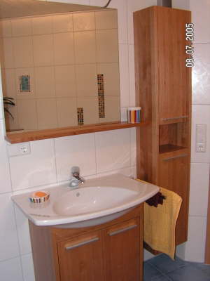 Badschrnke in Erle Vollholz